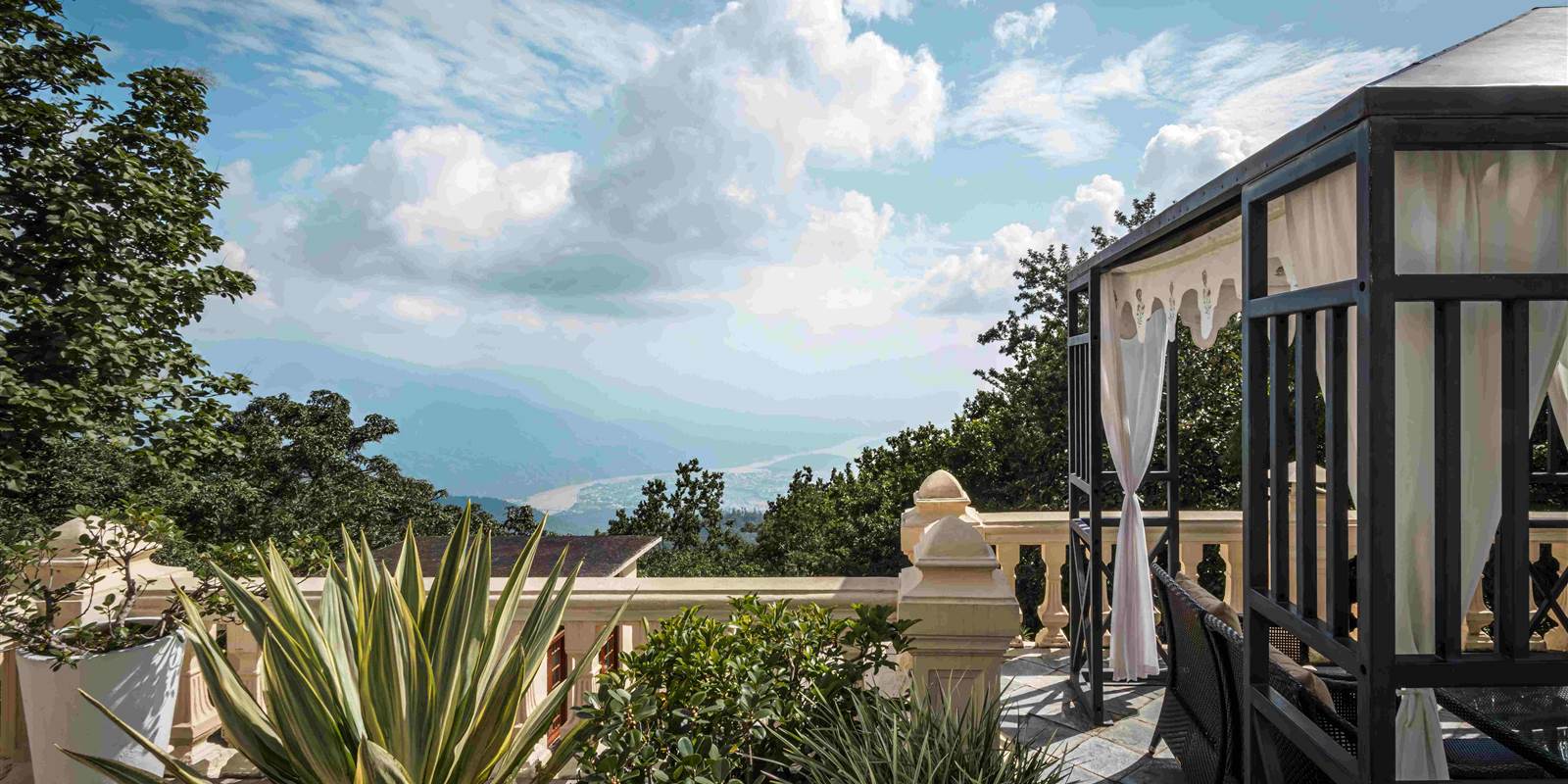 Viceregal Terrace 3 Jubin Johnson Sept 