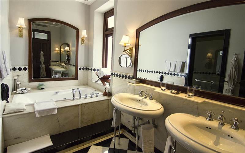 Viceregal Suite Bathroom