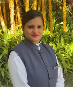 Dr Shweta