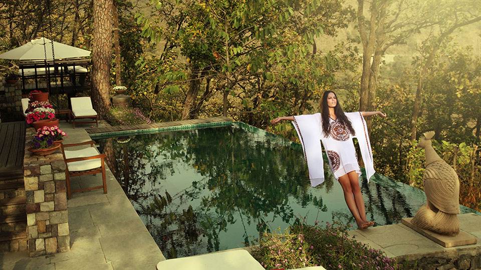 Luxury private villas with pool in The Himalayas. Ananda Spa