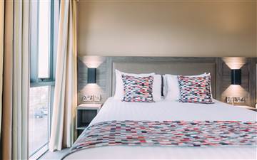 Armagh City Hotel - Bedroom