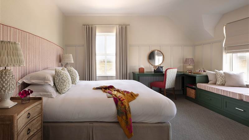 Stay a little longer