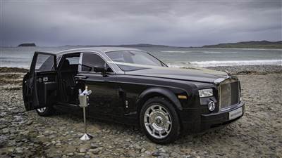Rolls Royce on Beach JPG