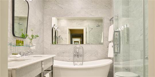 Ballynahinch Luxury Bathroom