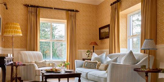 Ballynahinch Riverside Suite 3 Lounge we