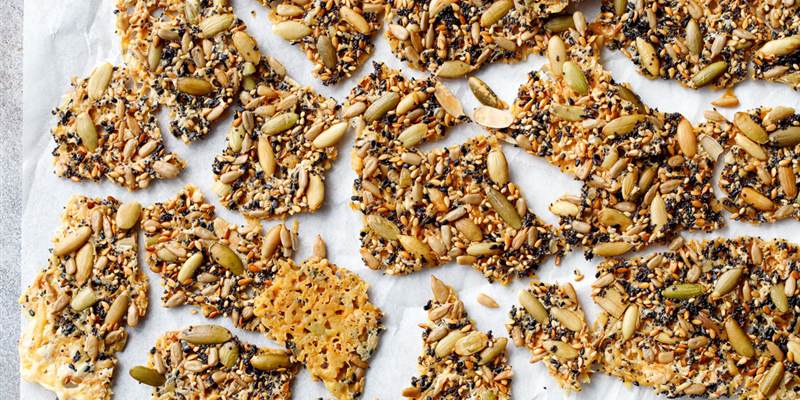 seeds cheese crackers FEAT1 1200x800