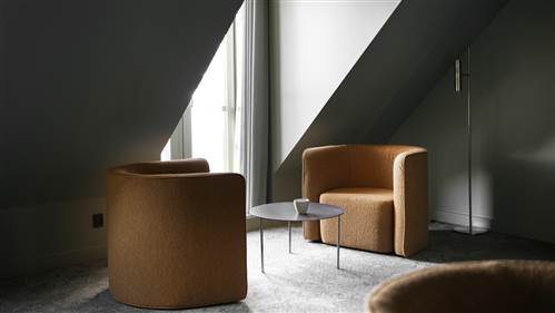 Hotel Hans Deluxe Double Room balcony