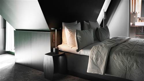 Hotel Hans Deluxe Double Room balcony