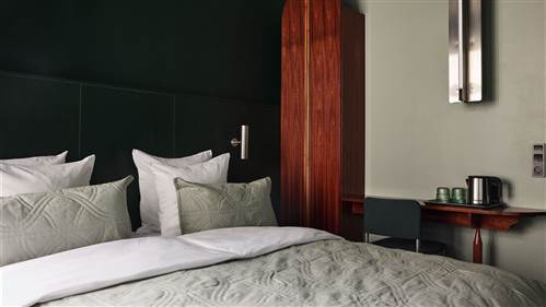 Hotel Hans Small Double Room