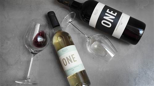 Brochner hotels wine hour