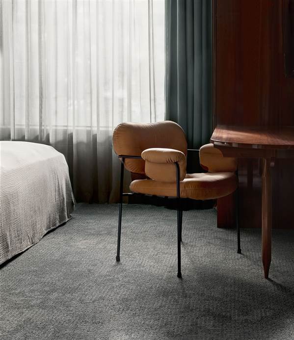 Hotel Hans Standard Double Room Work Space