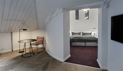 Hotel Ottilia Loft Suite (9)