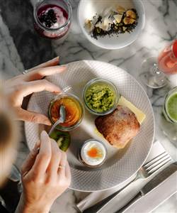 Hotel Ottilia breakfast portrait 2
