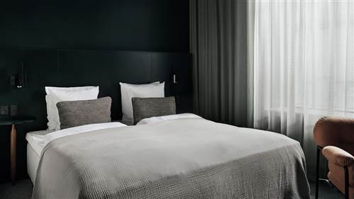 Hotel Hans Standard Double Room (2)