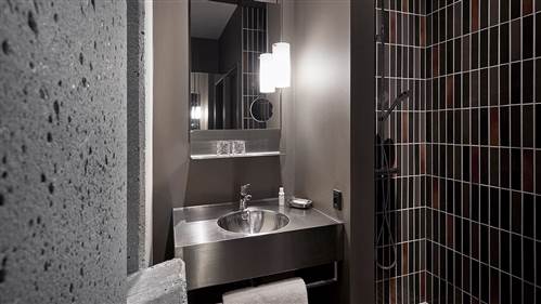 Hotel Ottilia Standard double room bathroom
