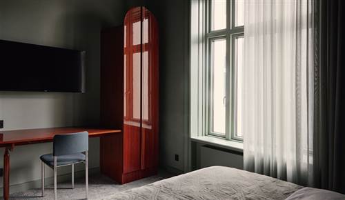 Hotel Hans Standard Double Room (8)