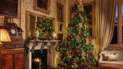 21CABRACASTLE CHRISTMAS 1