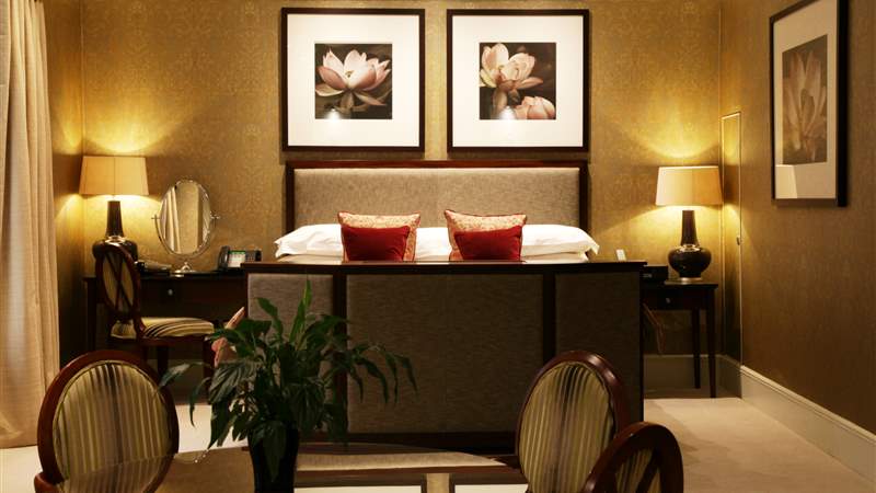 Luxury deluxe suite at Chester Grosvenor