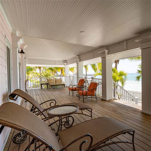 Oceanfront villa Bahamas
