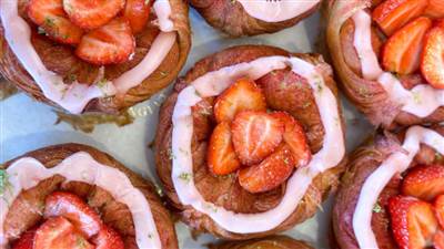 Strawberry pastry