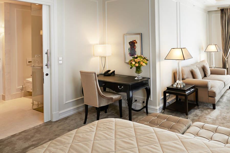 disneyland hotel 1 bedroom suite floor plan