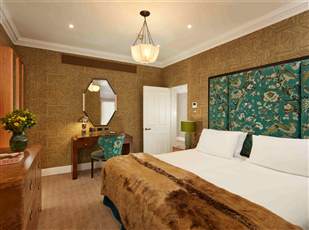 TWO BEDROOM GARDEN APARTMENT BEDROOM