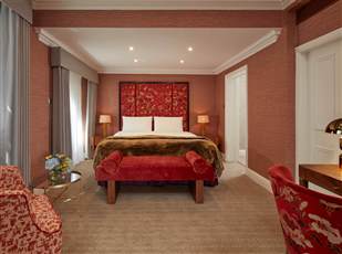 TWO BEDROOM GARDEN APARTMENT BEDROOM