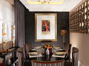 One Bed Apartment Dining Room - Book Luxury Aparthotels in London