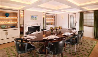 Half Moon Suite