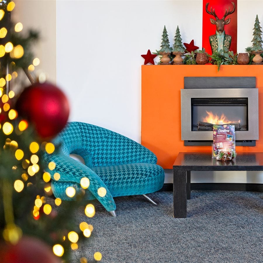 Cafe Bar Web Image 40