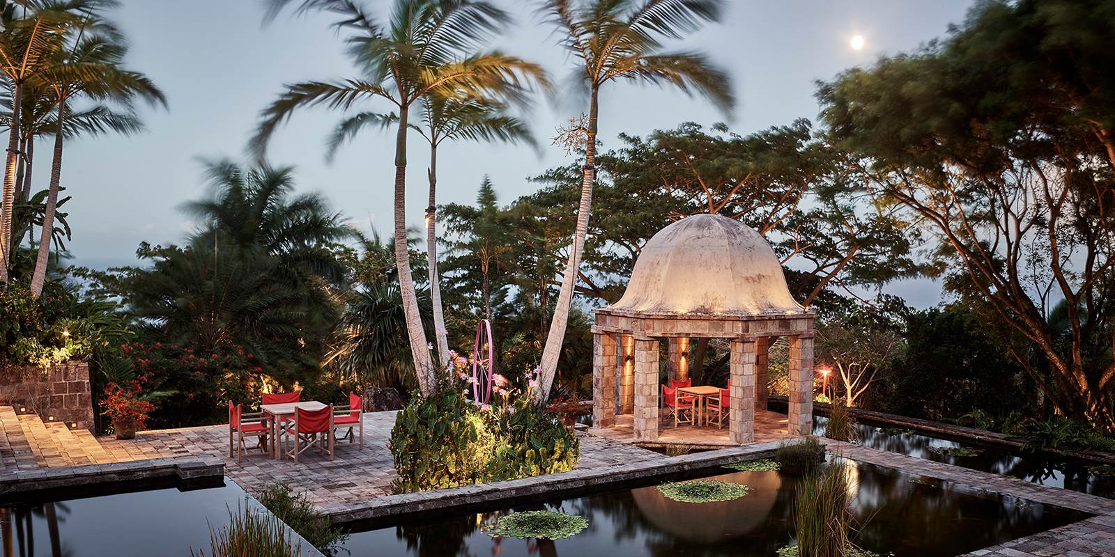 Hotels with pool in Nevis. GOLDEN ROCK INN