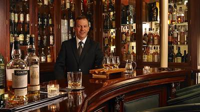 Whiskey Tasting in Brownes Bar