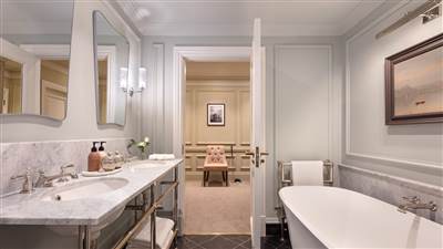 The Shandon Suite Bathroom