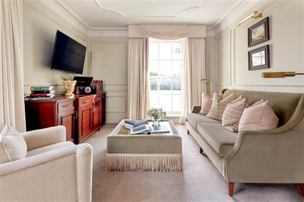 ab hayfield manor shandon suite 01 low r