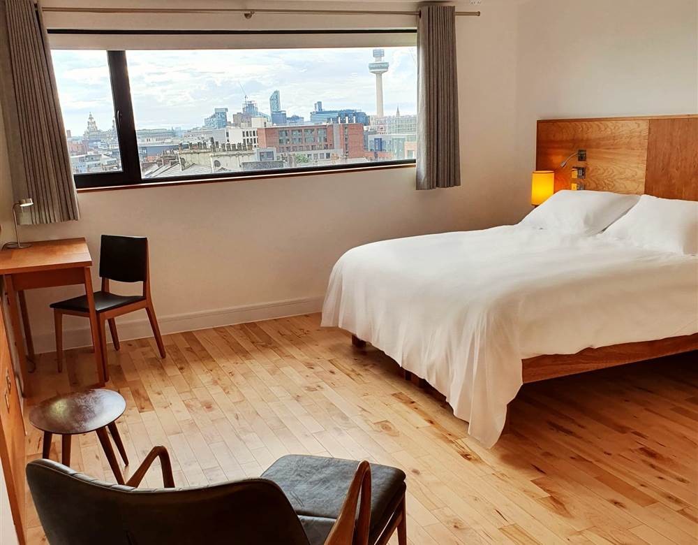 Luxury rooftop suite in Liverpool at Hope Street