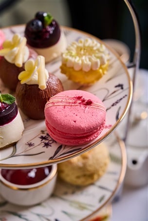 Spring Afternoon tea cakes2