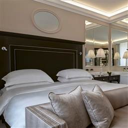 Grand Deluxe room