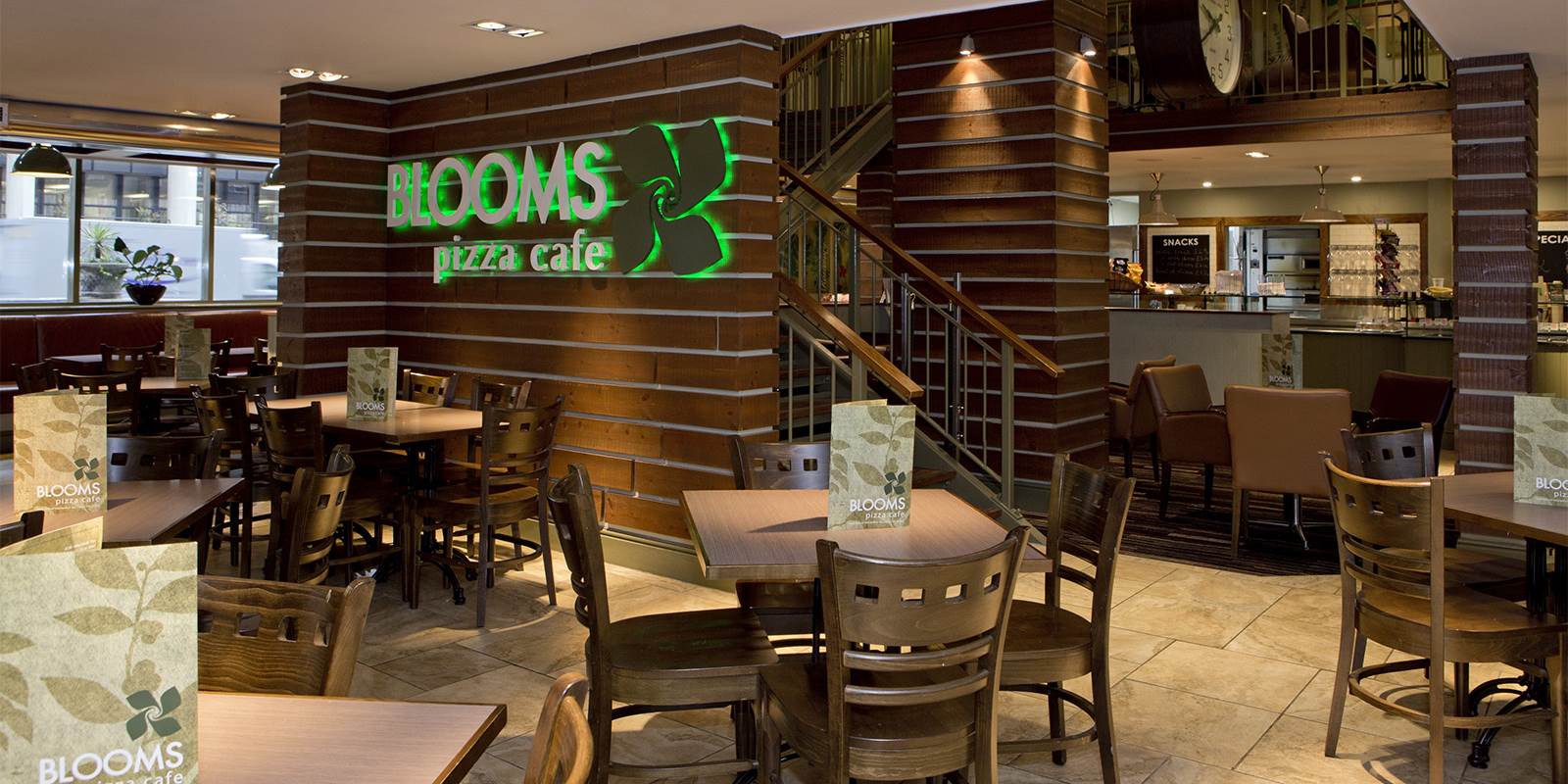Blooms Pizza Cafe (2)