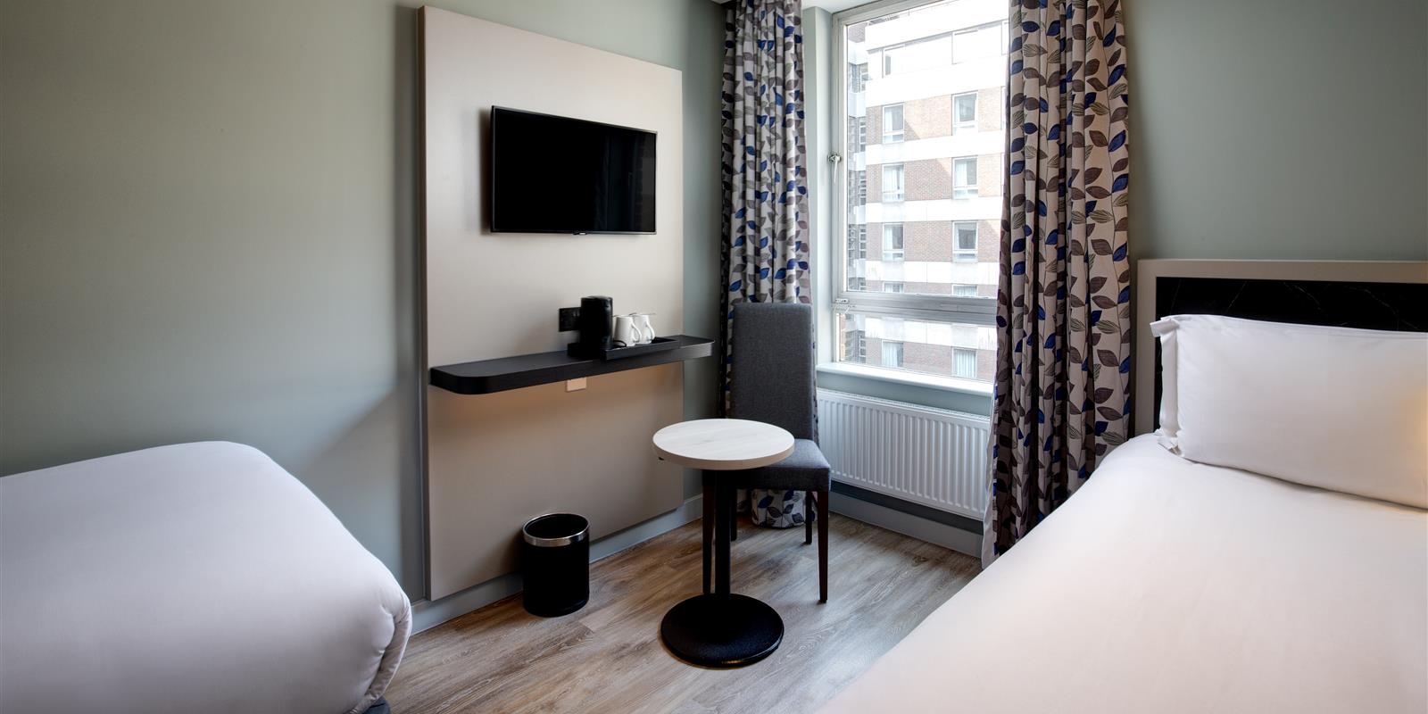 Royal National Standard Plus Twin Room in Bloomsbury, London