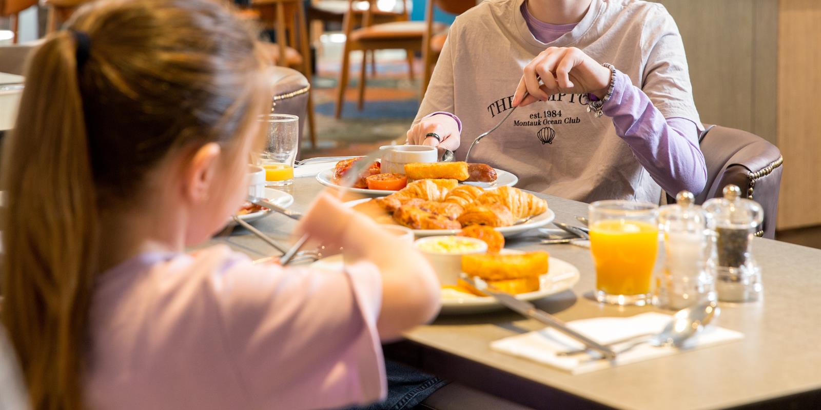 Family-Friendly Hotel and Breakfast in Central London 