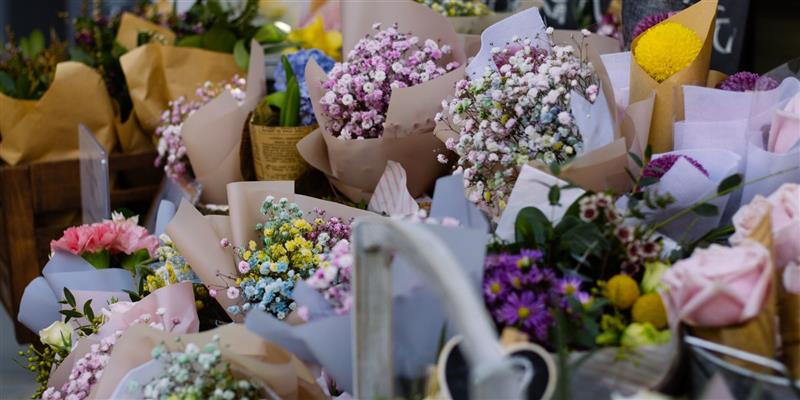 A Guide to London Flower Markets Cafes | Imperial London Hotels