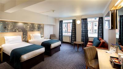 Bedford Hotel Executive Twin in Bloomsbury, London