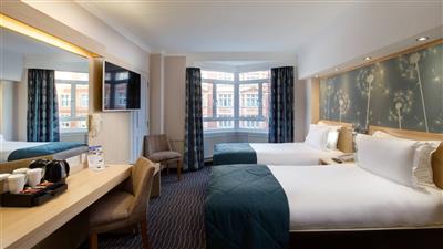 Bedford Hotel Twin Room Street Facing in Bloomsbury, London