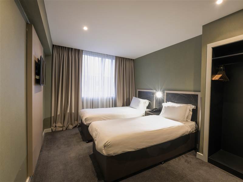 Standard Plus Twin Room in the Heart of London