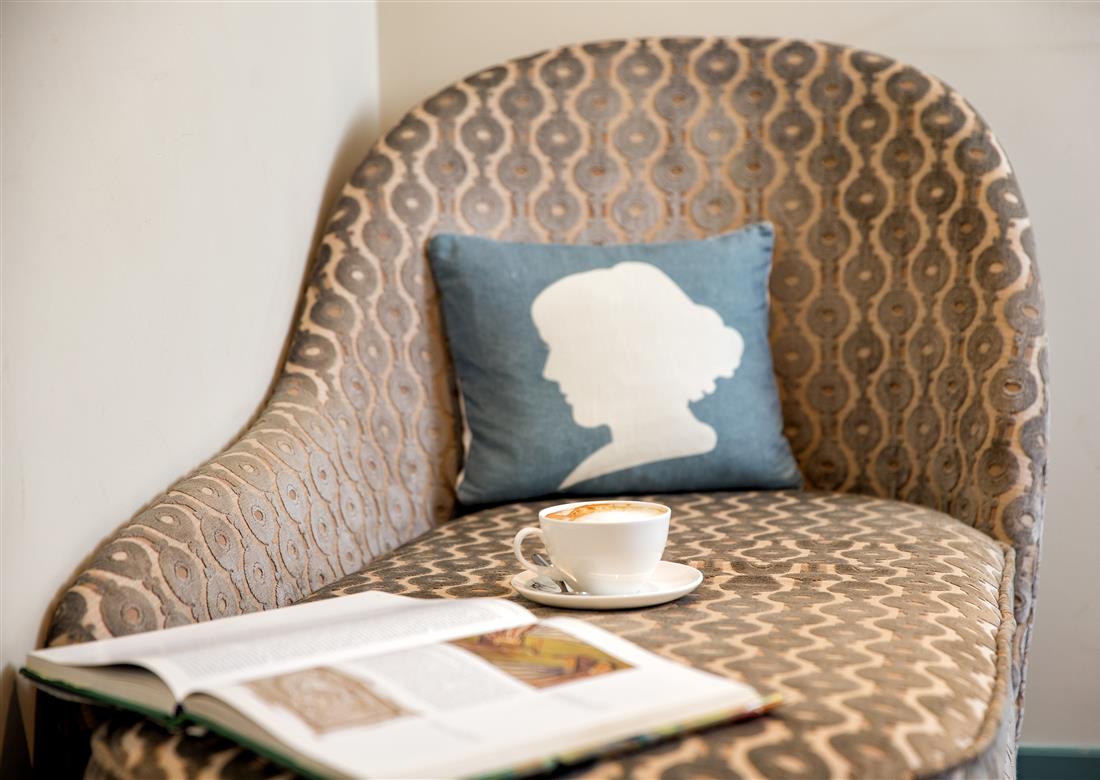 morton hotel furniture