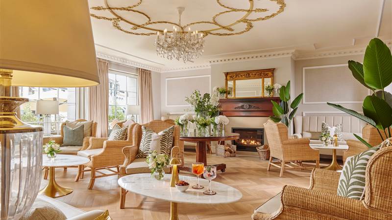 Royal Lobby Lounge
