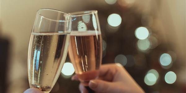  Flash Sale Lakeside Bubbles  Killyhevlin Hotel OBE From £169pps Flash Sale Lakeside Bubbles 