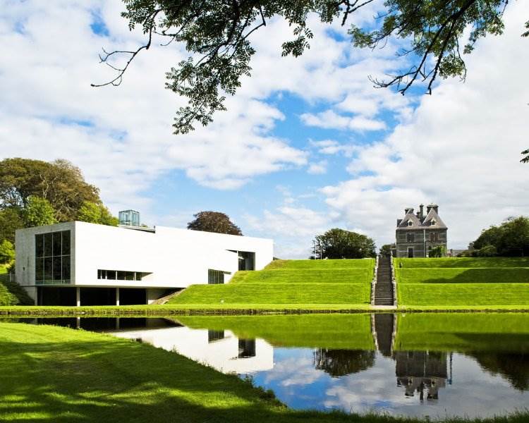 The National Museum of Ireland, Country 