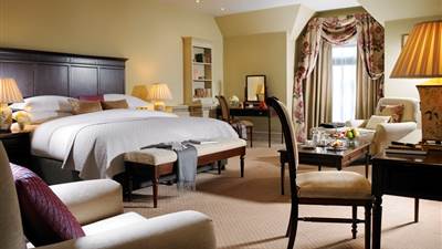 Grand Deluxe Room