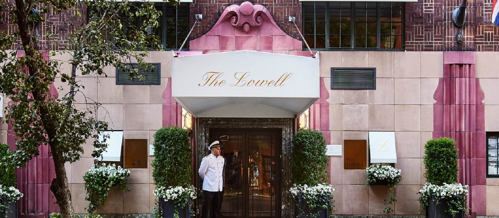 Exterior The Lowell